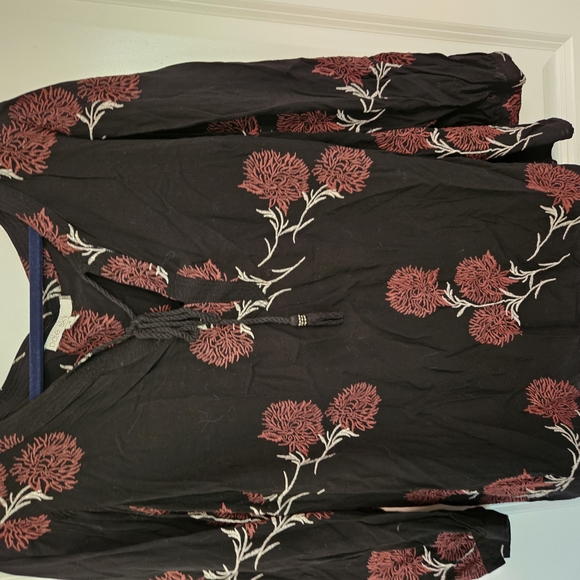 Pale Sky Tops - Floral Black and Red Womens Shirt